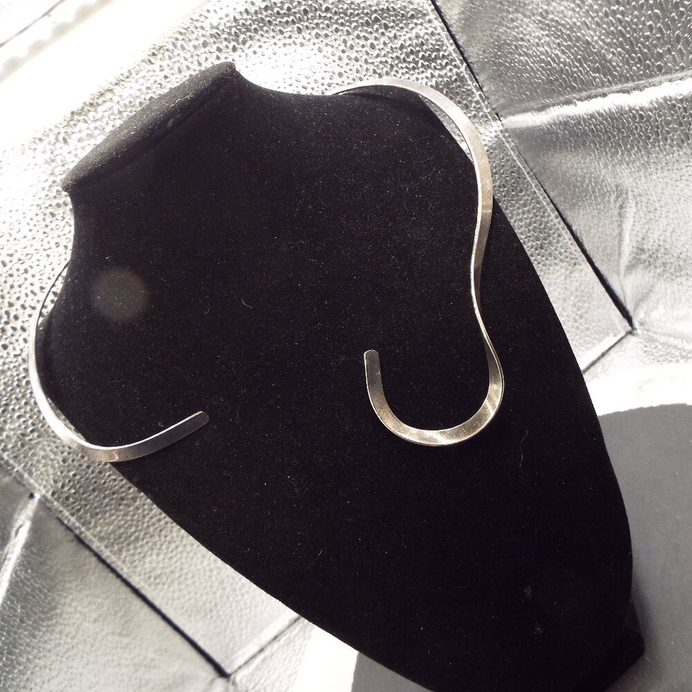 MID CENTURY MODERN STERLING SCULPTURAL ONE OF A KIND CHOKER NECKWIRE NECKLACE B1 - Picture 2 of 4